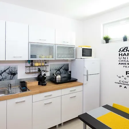 Rentplanet - Apartament Pielegniarek Apartmán *