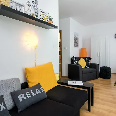 Rentplanet - Apartament Pielegniarek Apartmán